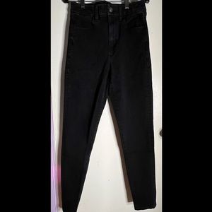 American Eagle Black Curvy High Rose Jeggings